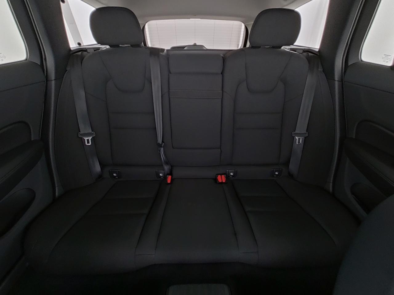 Volvo  V60