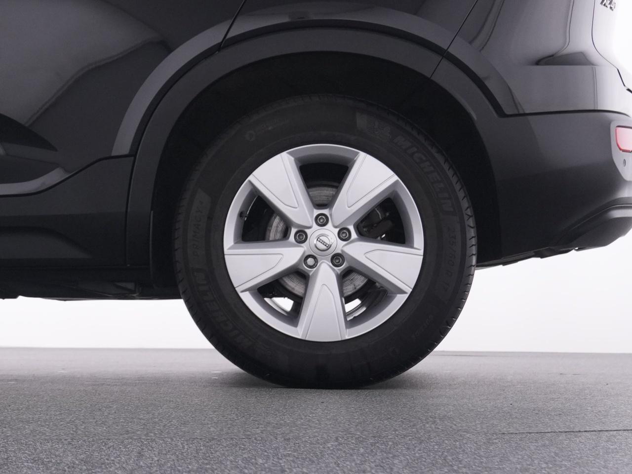 Volvo  XC 40