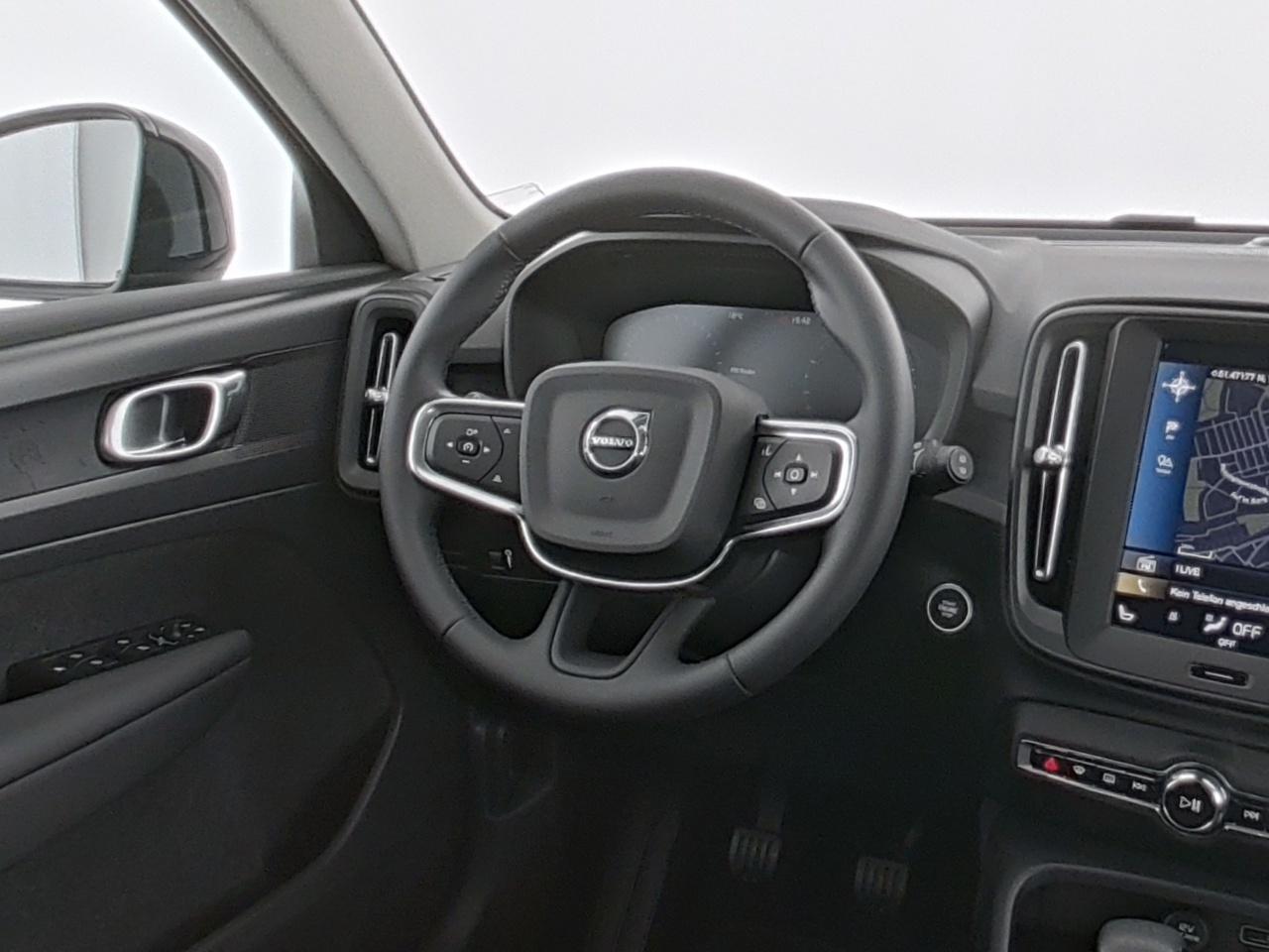 Volvo  XC 40