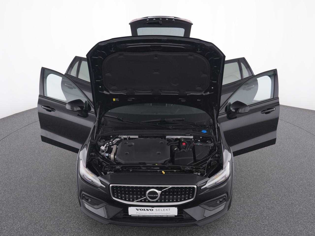 Volvo  CC