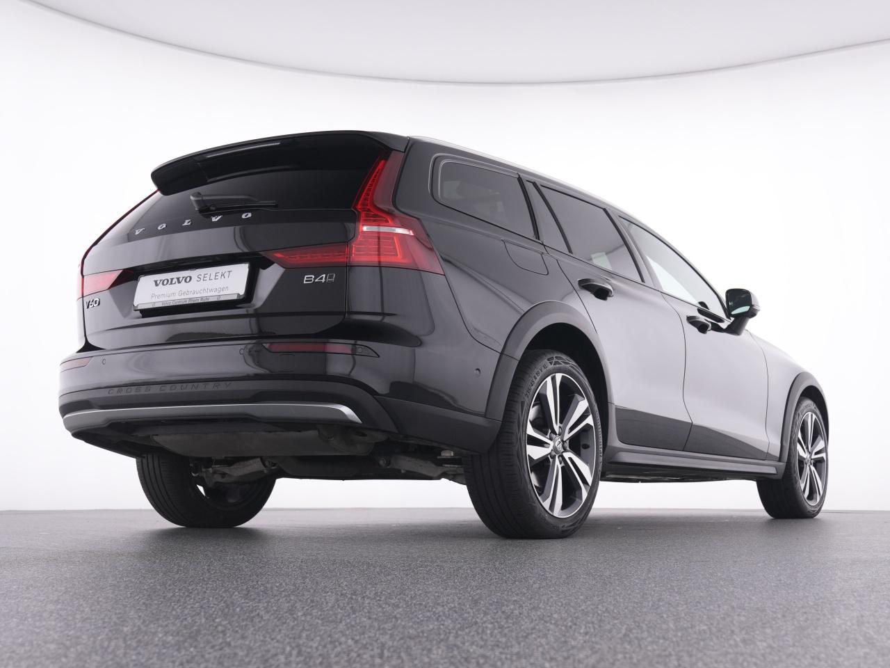Volvo  CC