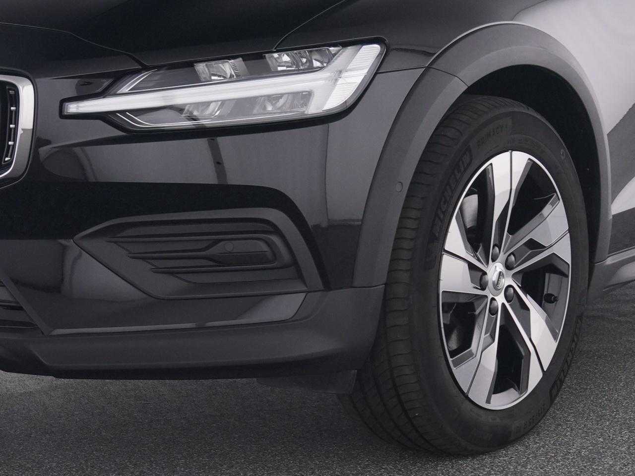 Volvo  CC