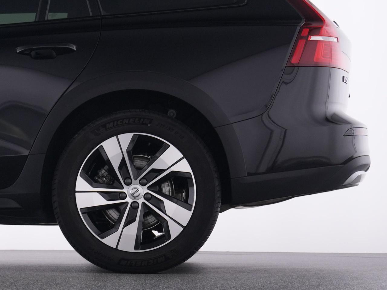 Volvo  CC