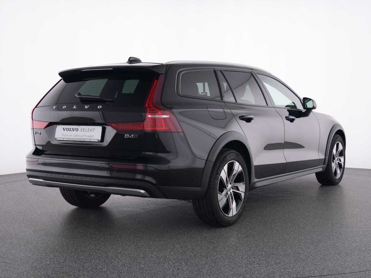 Volvo  CC