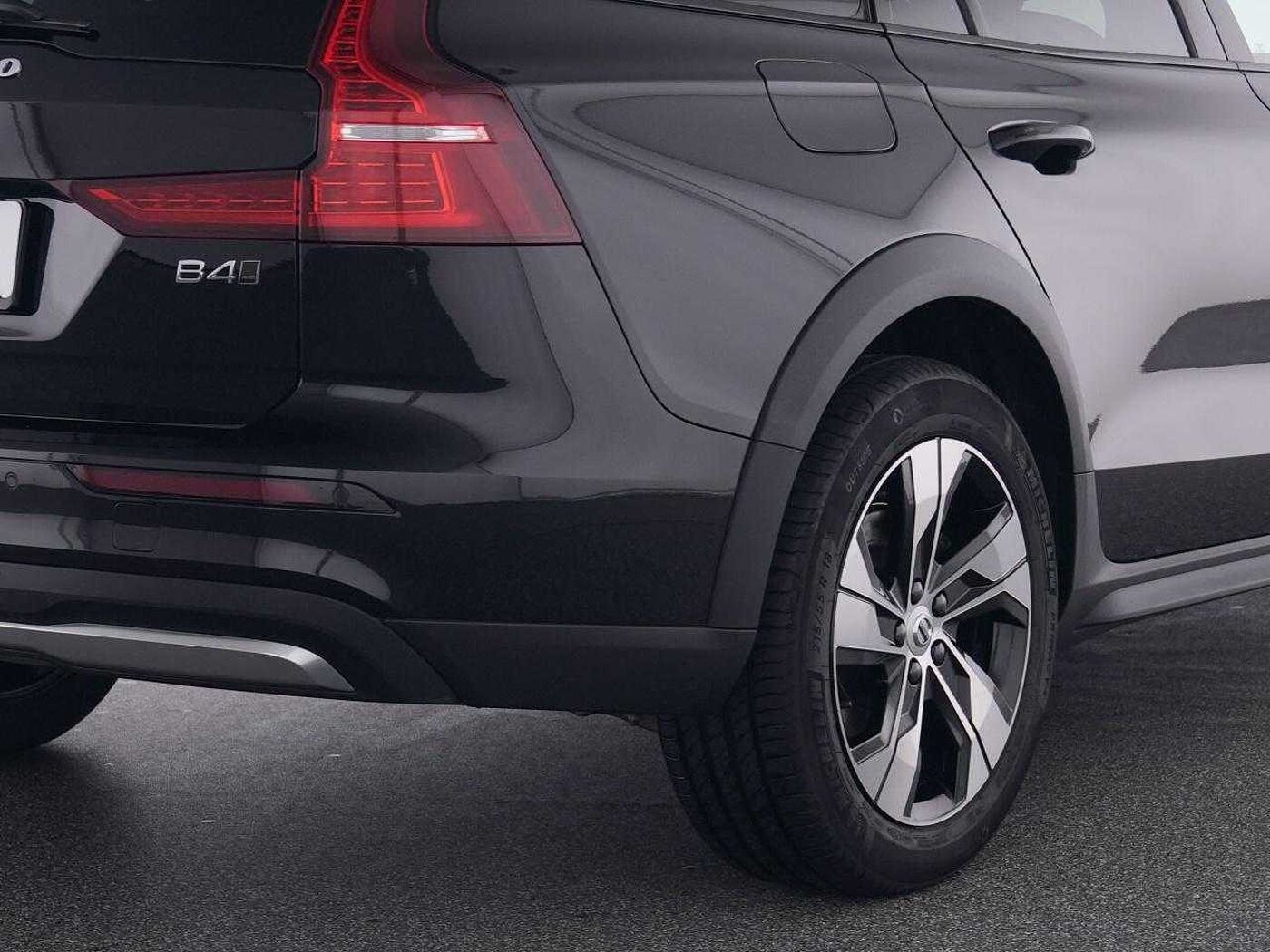 Volvo  CC