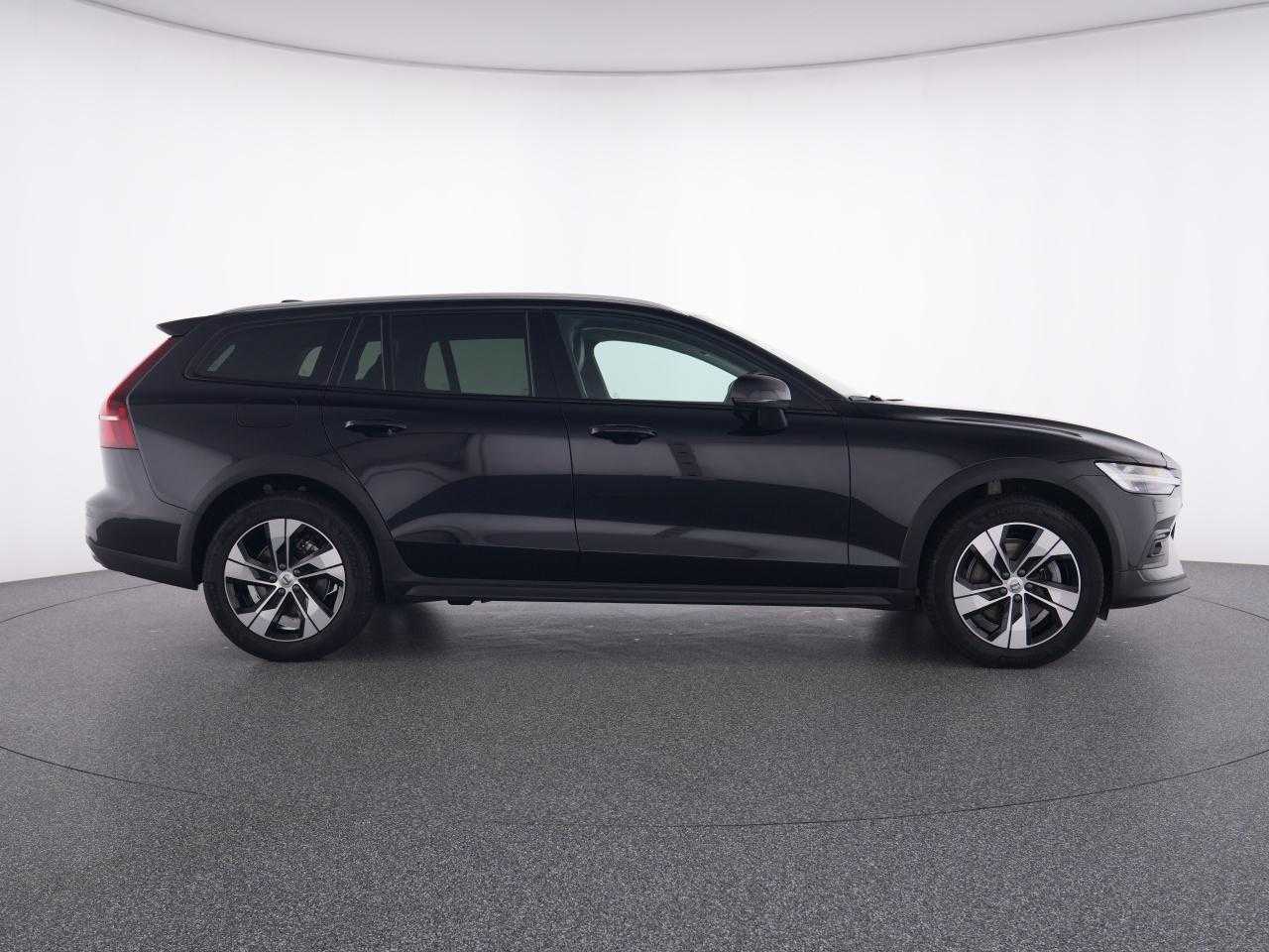 Volvo  CC