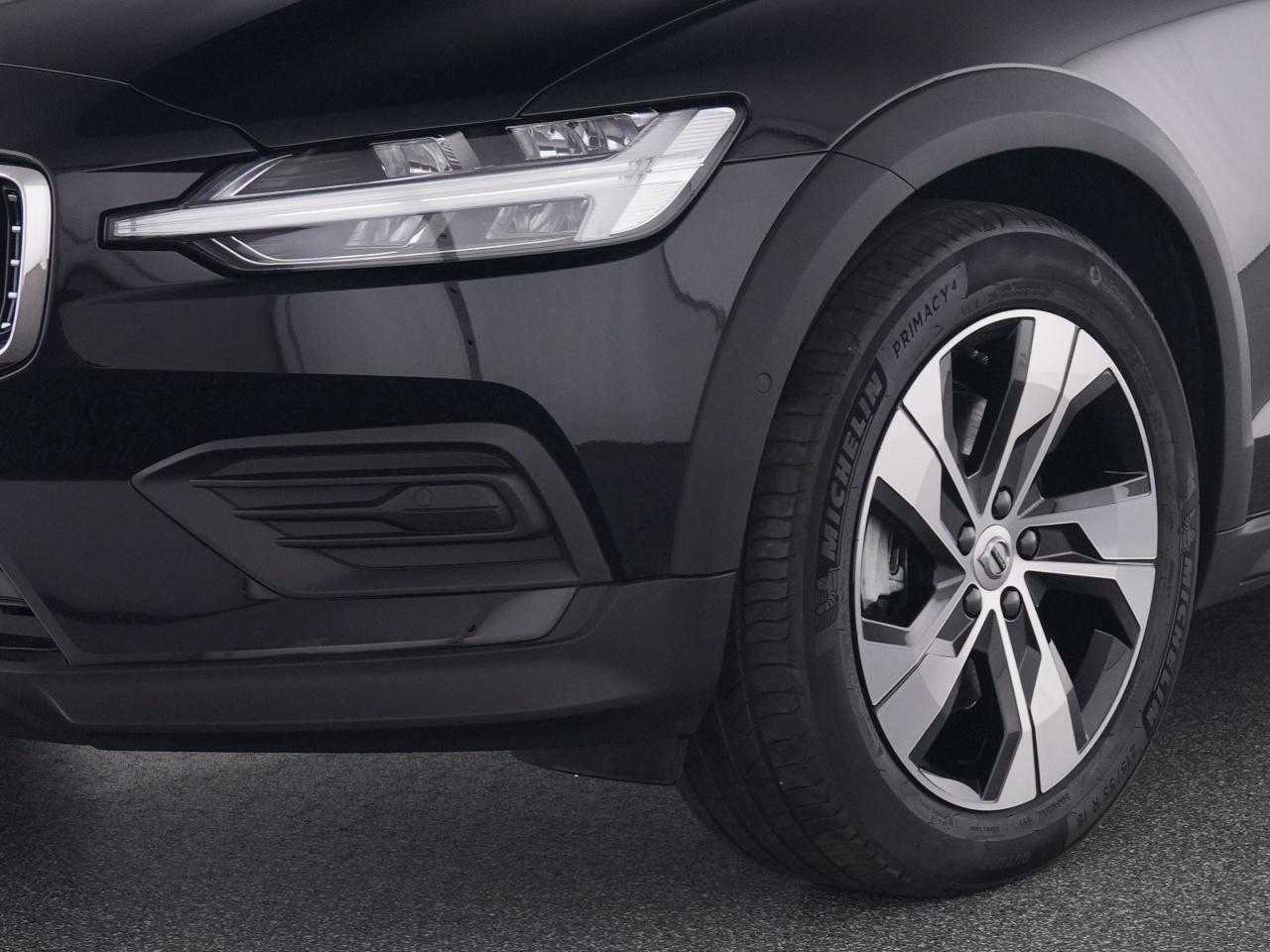 Volvo  CC
