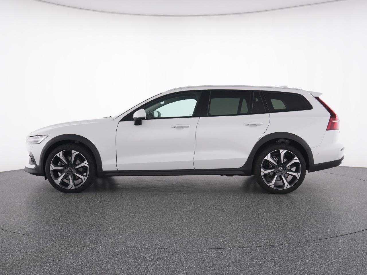 Volvo  CC