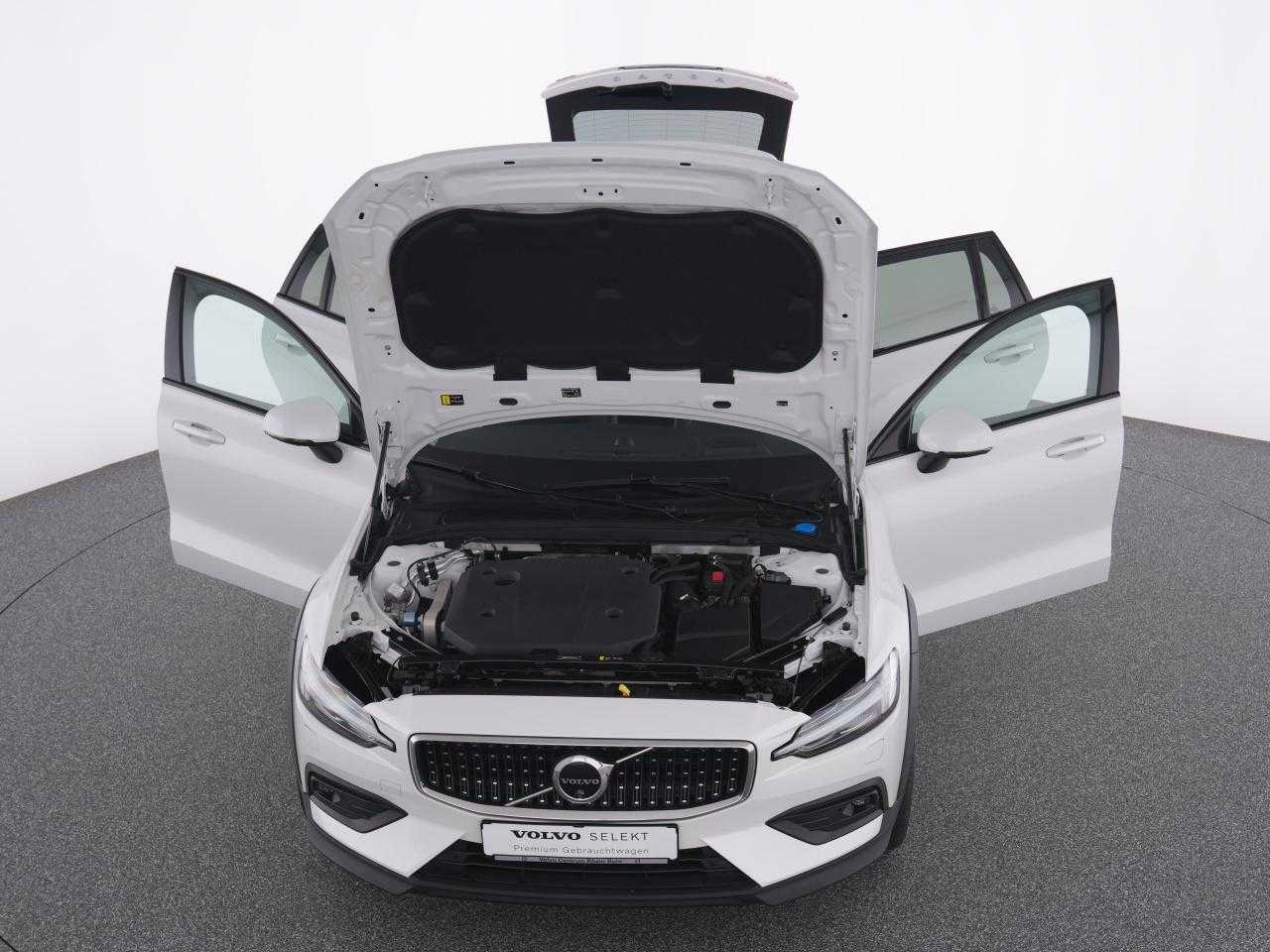 Volvo  CC