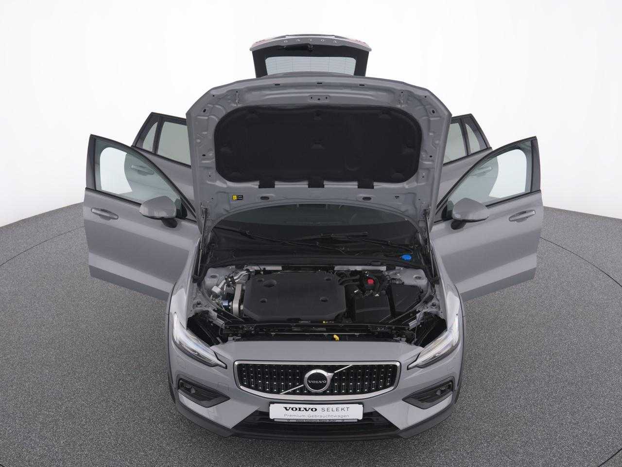 Volvo  CC