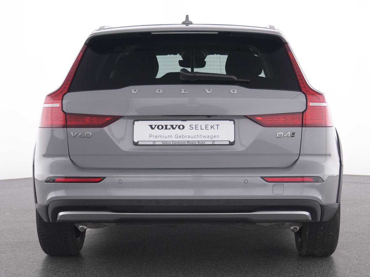 Volvo  CC