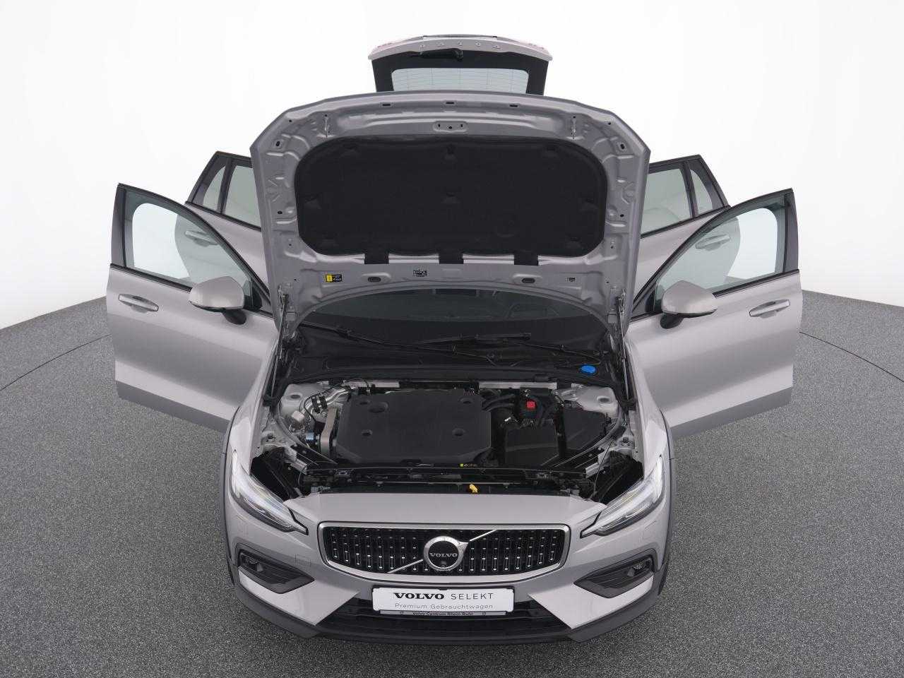 Volvo  CC