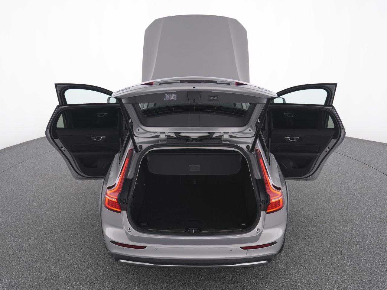 Volvo  CC