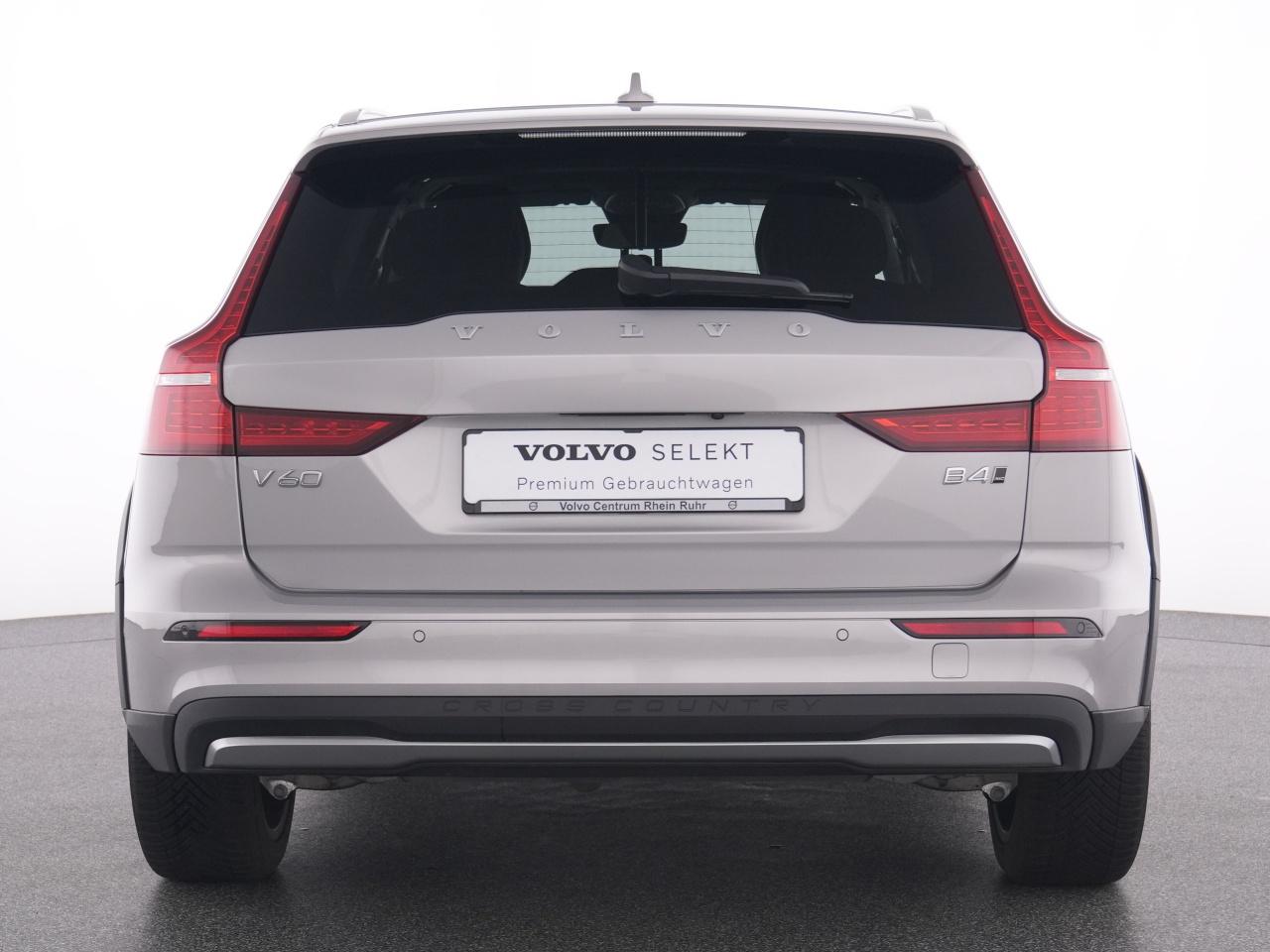 Volvo  CC