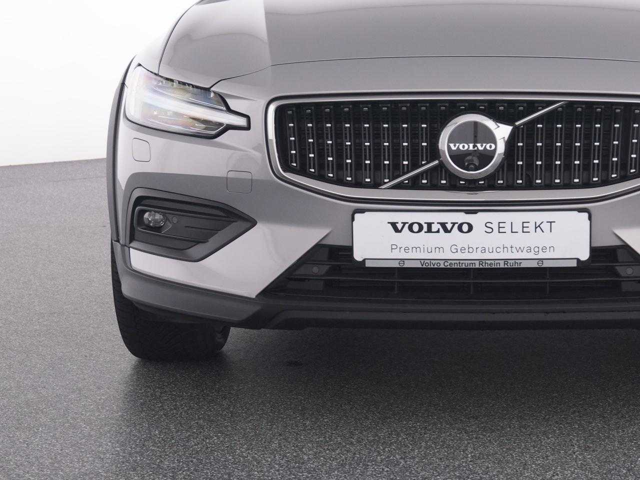 Volvo  CC