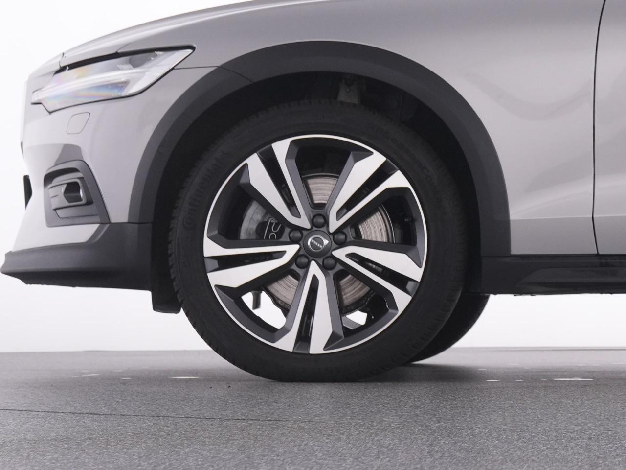 Volvo  CC