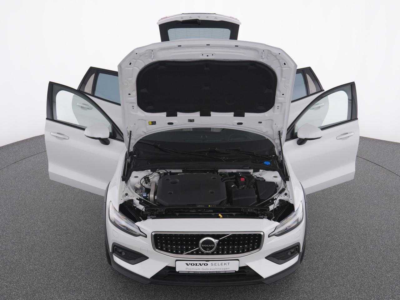 Volvo  CC