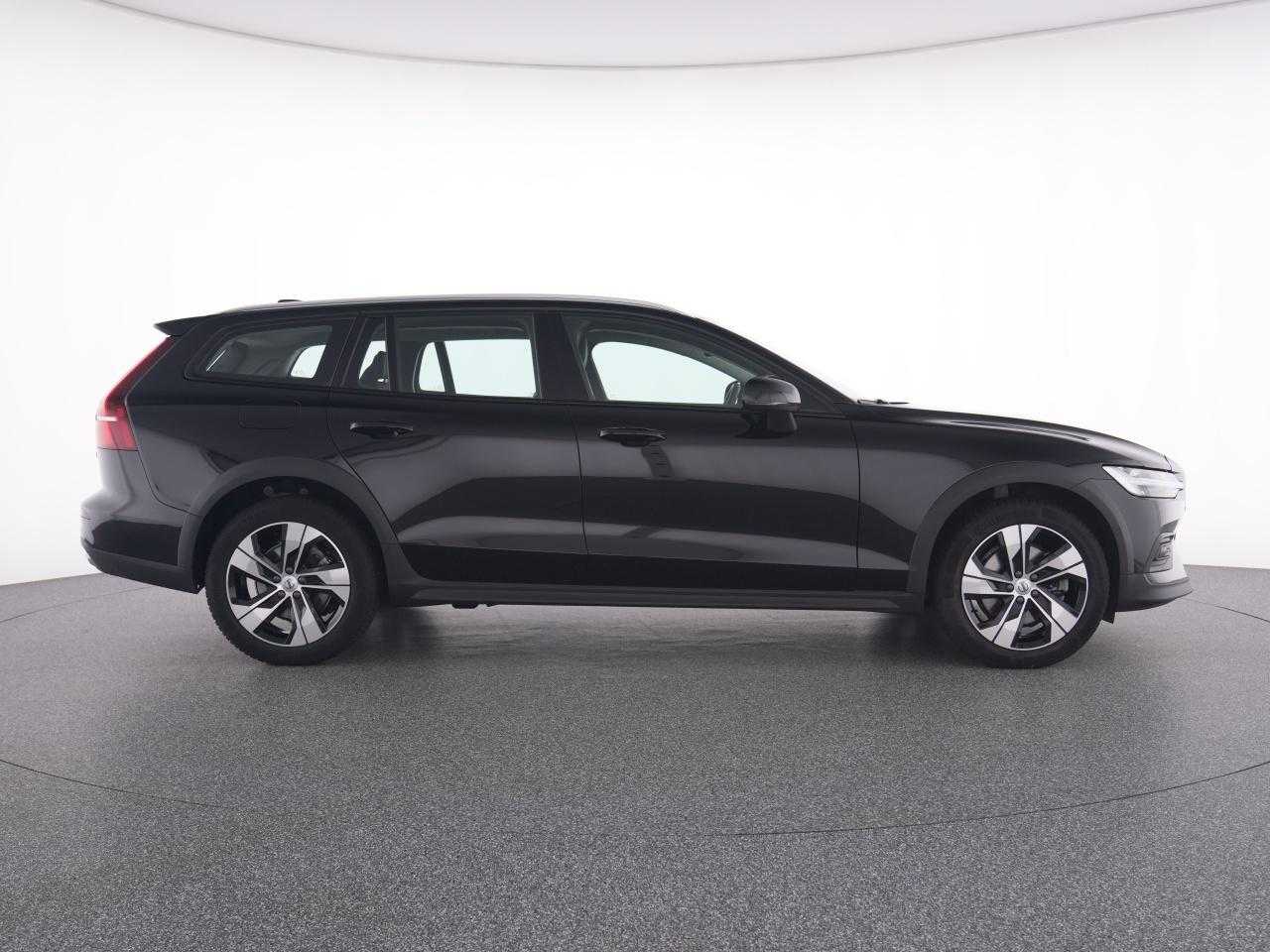 Volvo  CC