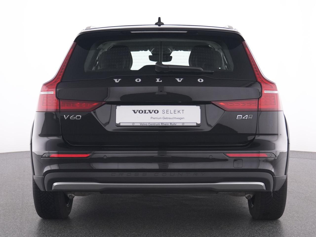 Volvo  CC