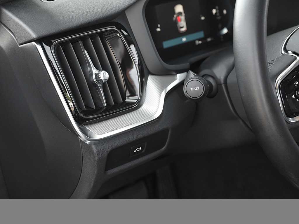 Volvo  CC