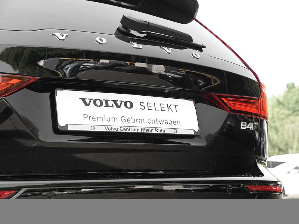 Volvo  CC