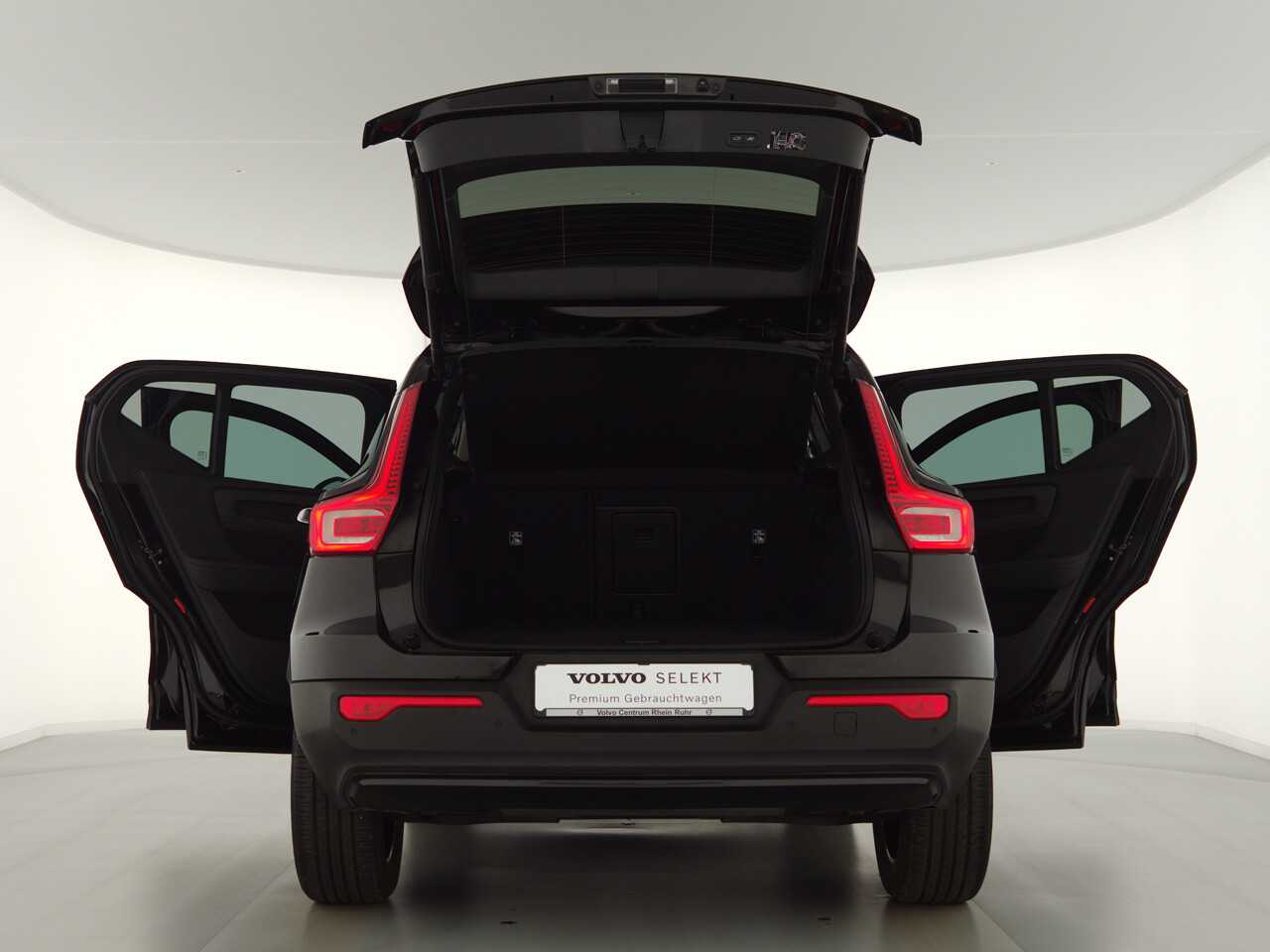 Volvo  XC 40