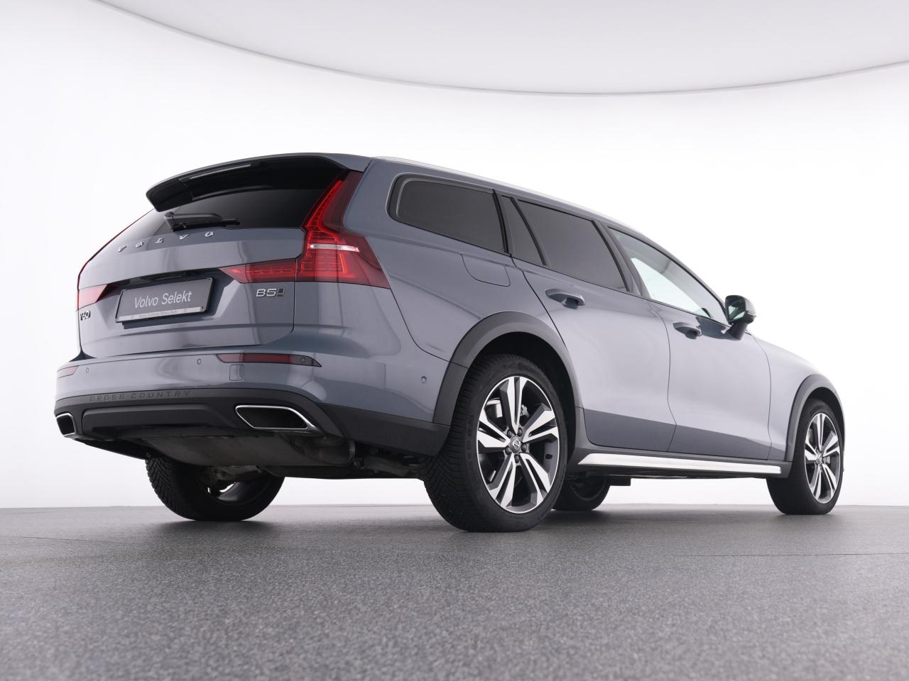 Volvo  CC