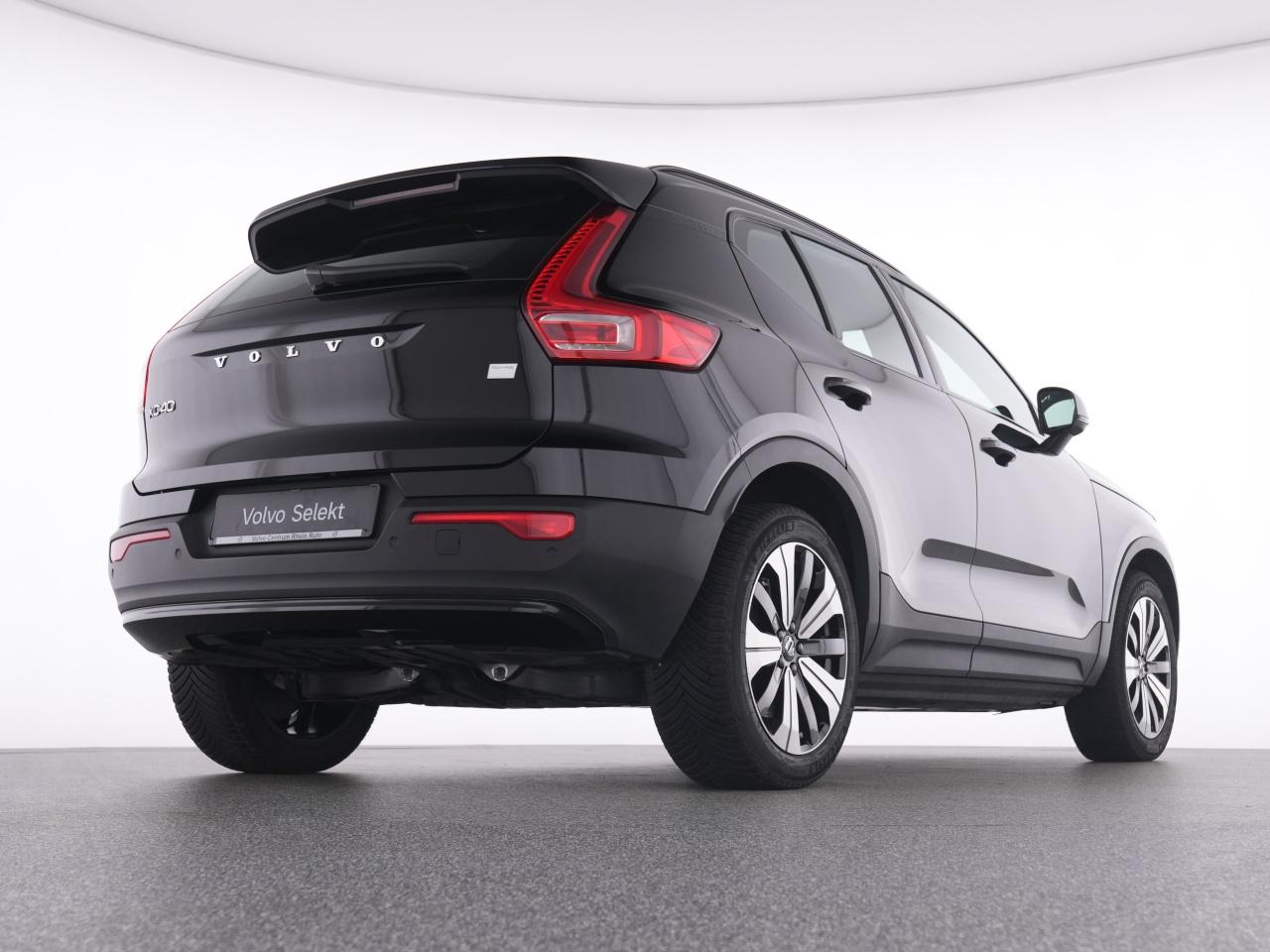 Volvo  XC 40