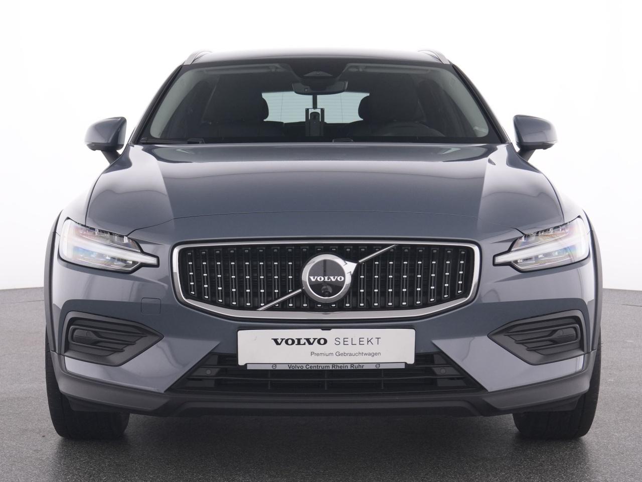 Volvo  V60 CC