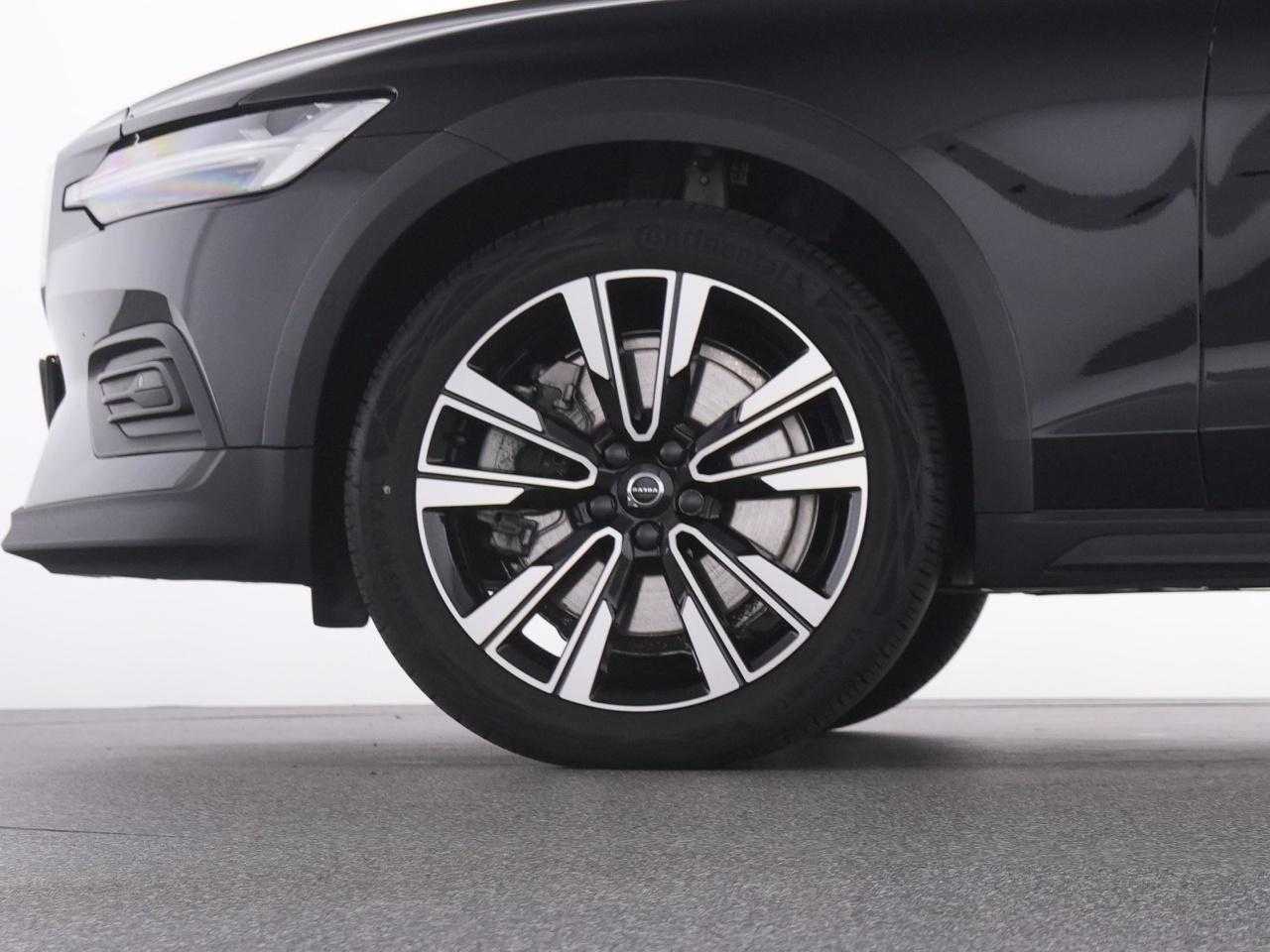 Volvo  CC