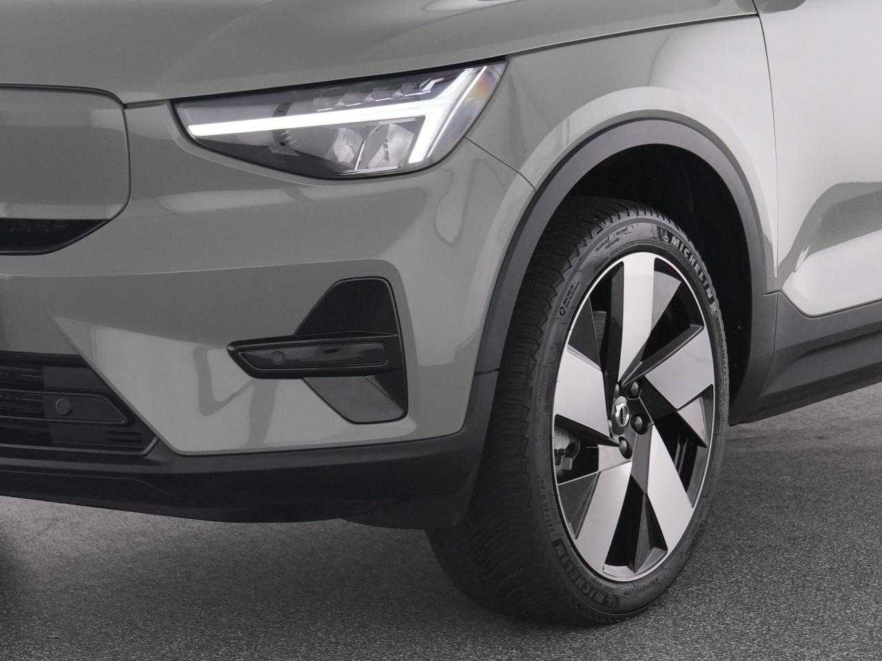 Volvo  XC 40
