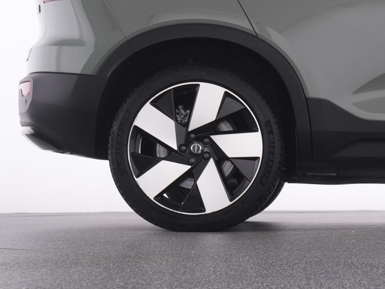 Volvo  XC 40