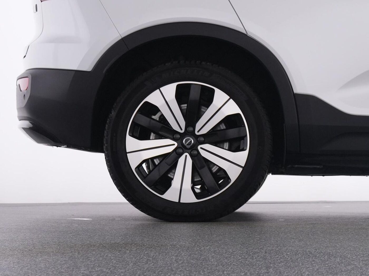 Volvo  XC 40
