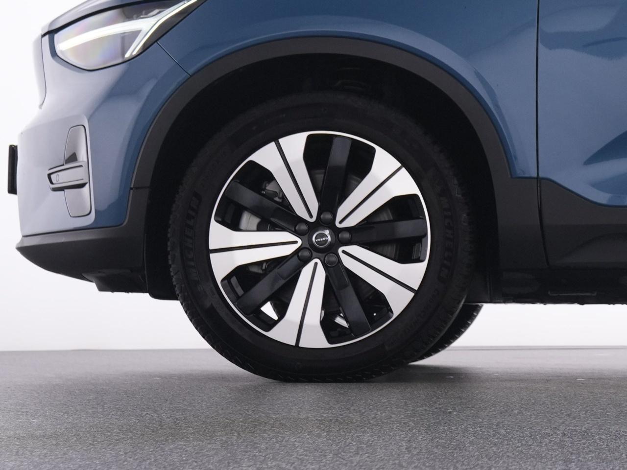Volvo  XC 40
