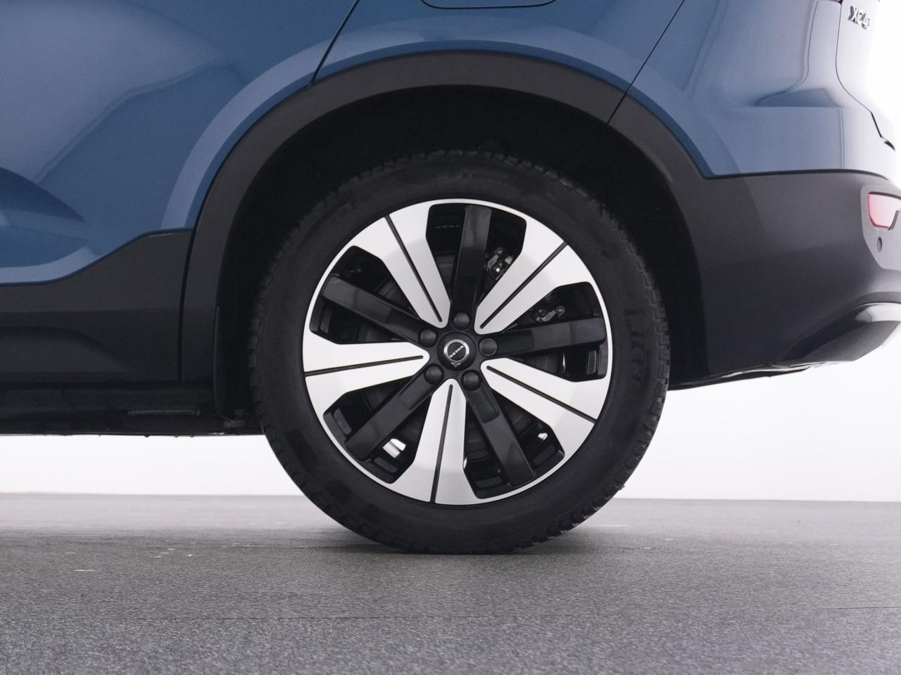 Volvo  XC 40