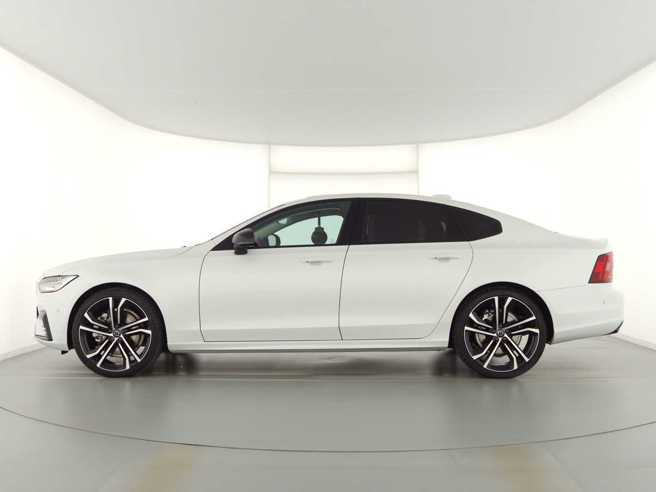 Volvo  S90 Ultimate, B5 AWD Mild-Hybrid, Diesel, Dark