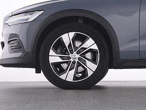 Volvo  V60 CC
