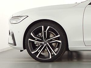Volvo  S90 Ultimate, B5 AWD Mild-Hybrid, Diesel, Dark