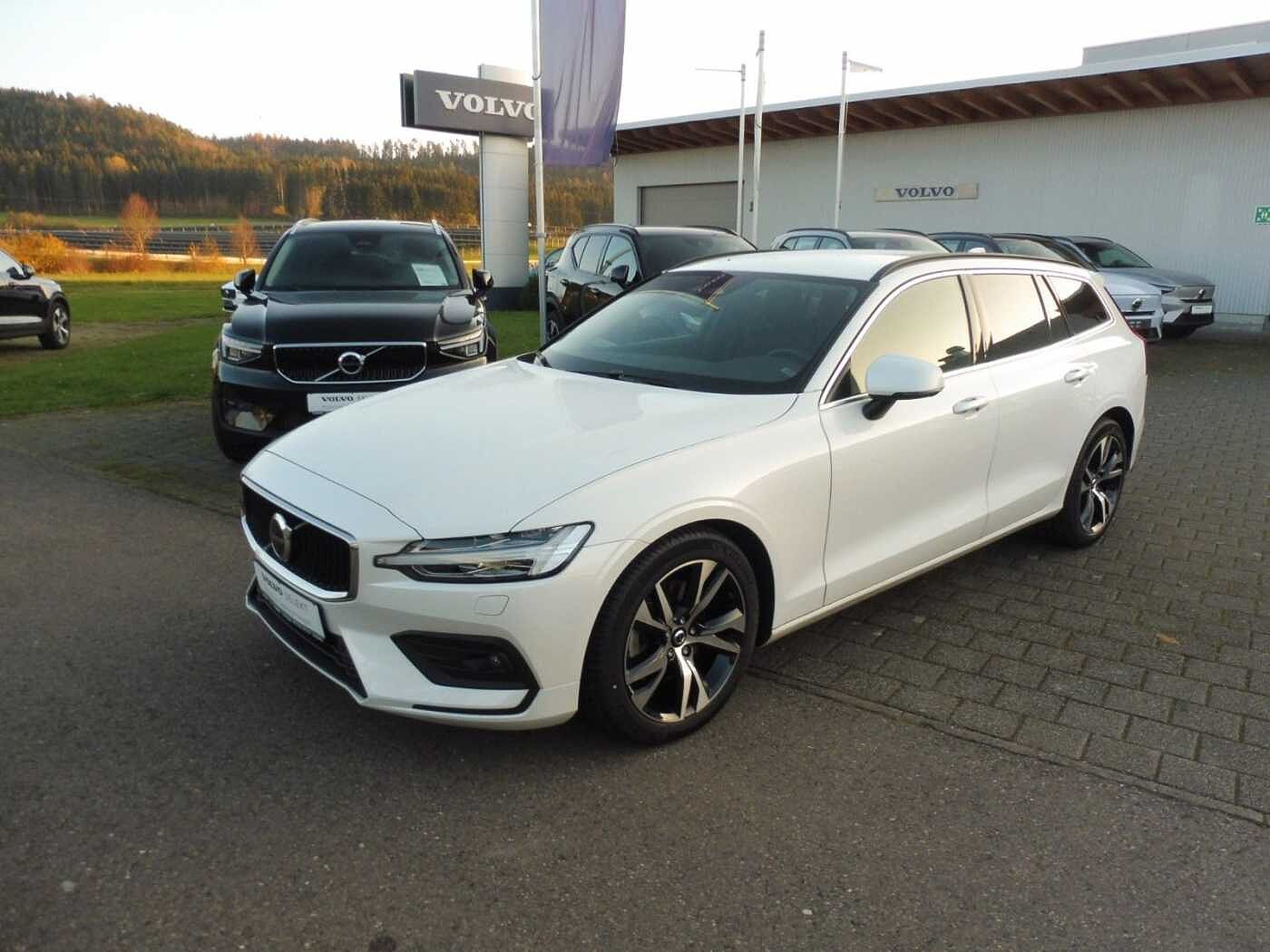Volvo  Kombi  B4 Core/ Fahrassistenten