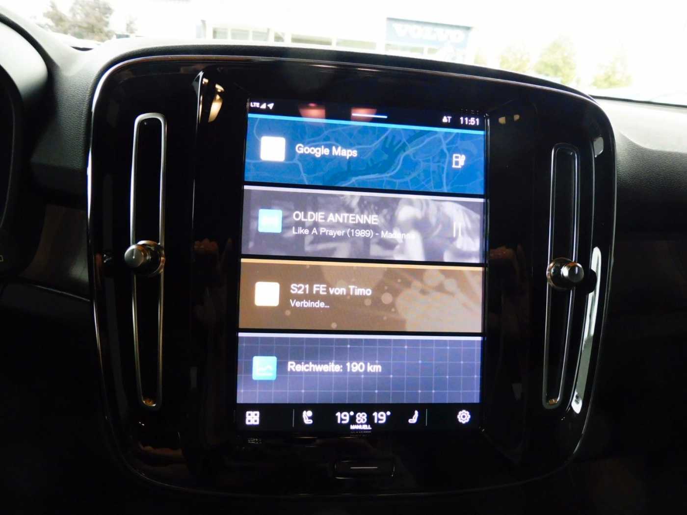 Volvo  Ultimate Recharge Pure Electric 2WD