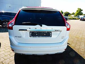 Volvo  D5 Momentum AWD