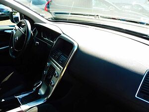 Volvo  D5 Momentum AWD