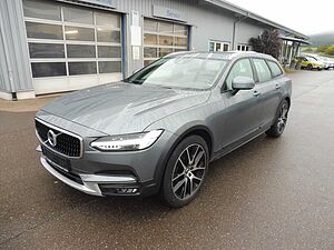 Volvo  D5 Cross Country Pro AWD