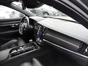 Volvo  D5 Cross Country Pro AWD