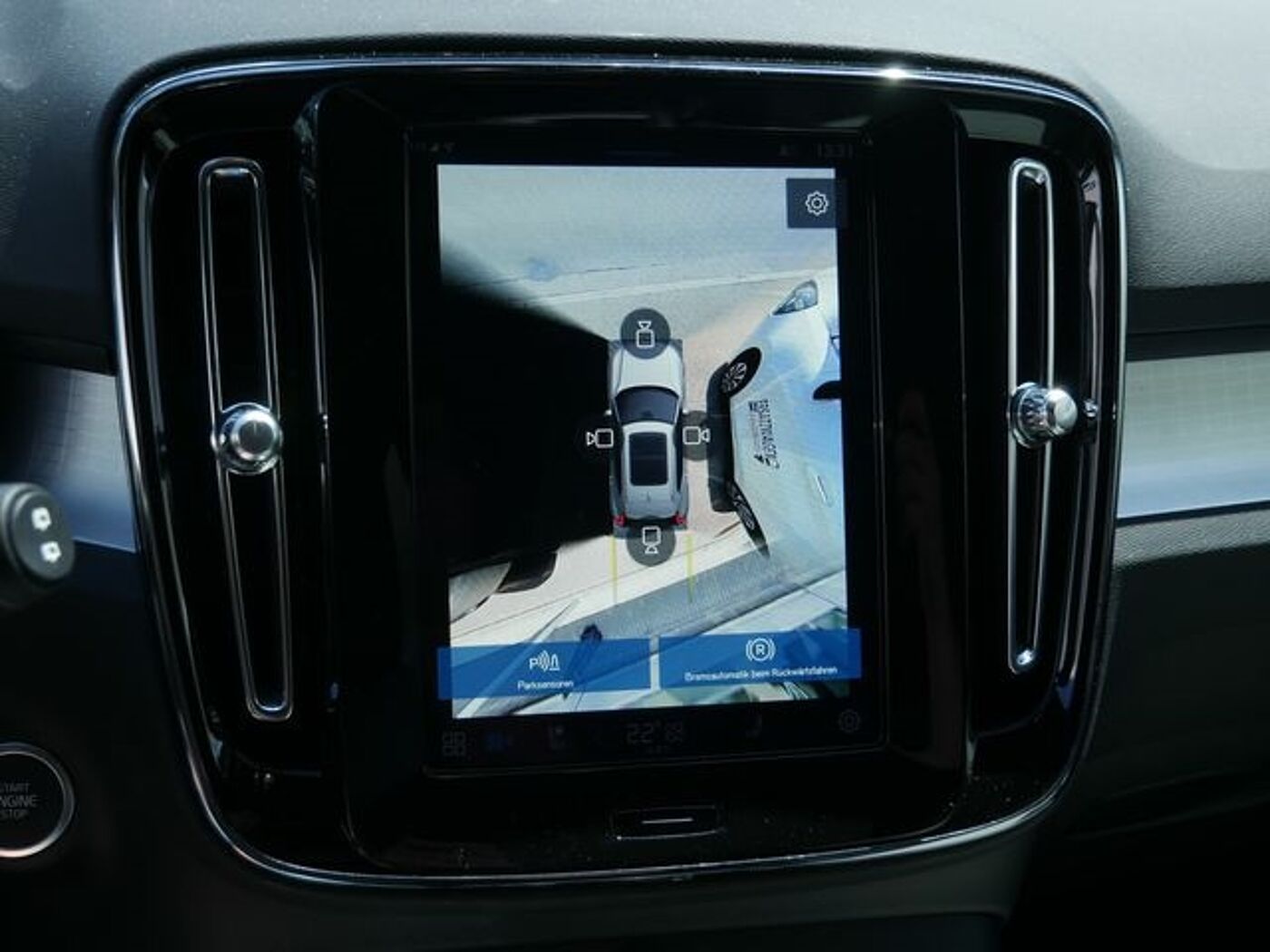 Volvo  B3 Plus Dark KAMERA H K NAVI ACC LED 360