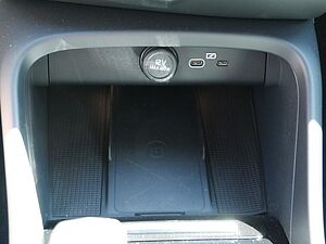 Volvo  B3 Plus Dark KAMERA H K NAVI ACC LED 360