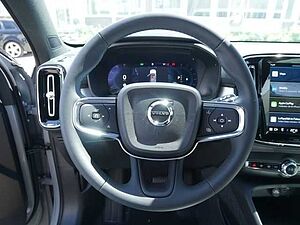 Volvo  B3 Plus Dark KAMERA H K NAVI ACC LED 360
