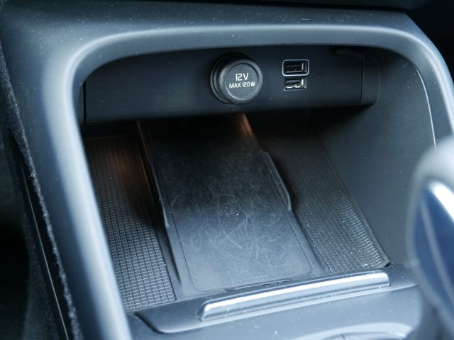 Volvo  Business