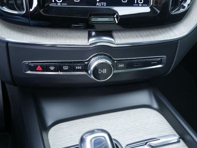 Volvo  Business