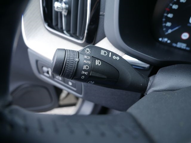 Volvo  Business